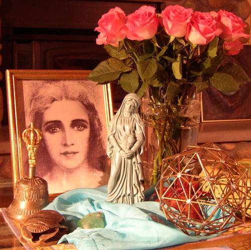 Sacred Divine Feminine with Jan Cercone at SoundandLighthealingarts.com